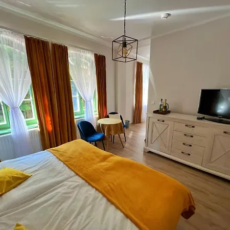 شقة Pod Mniszkiem