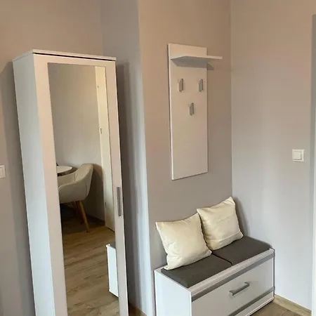 شقة Pod Mniszkiem